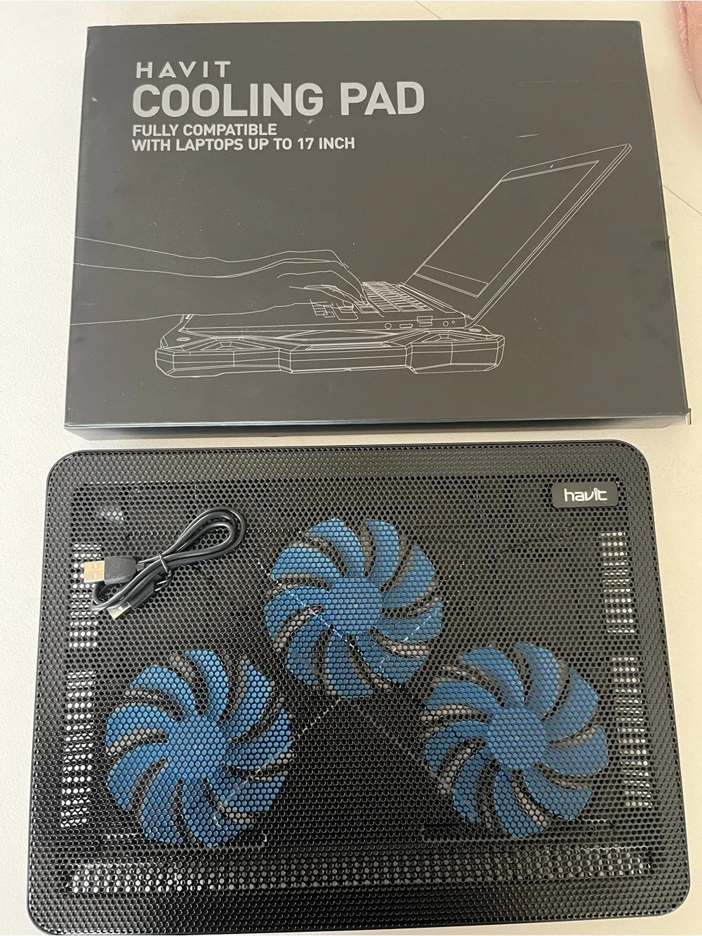 Black & Blue Laptop Cooling Pad - 17-inch Compatible